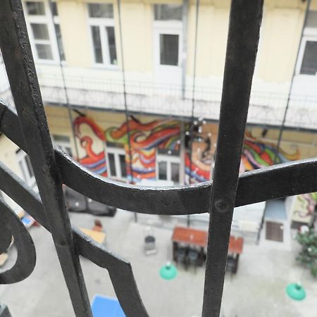 Dbc Hostel Budapeste Exterior foto