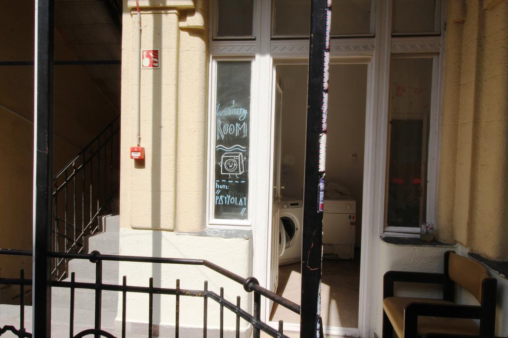 Dbc Hostel Budapeste Exterior foto